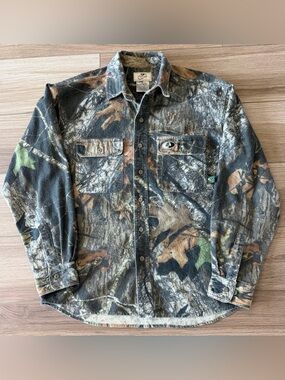 Mossy Oak Real Tree Camouflage Shirt